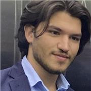 English tutor with a solid experience in teaching